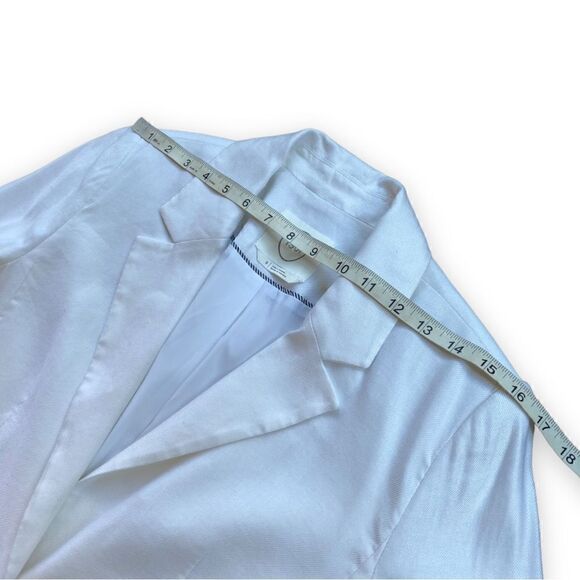 1901 Ecru White Linen Single-Button Blazer | Size 8 - Picture 9 of 13